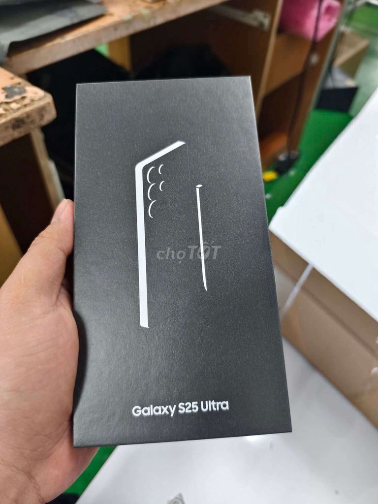 Samsung Galaxy S25 Ultra 256GB Bạc Nguyên seal. Mua bán Điện thoại tại Thành phố Thủ Dầu Một Bình Dương được đăng bởi Dương Nguyễn hình 1
