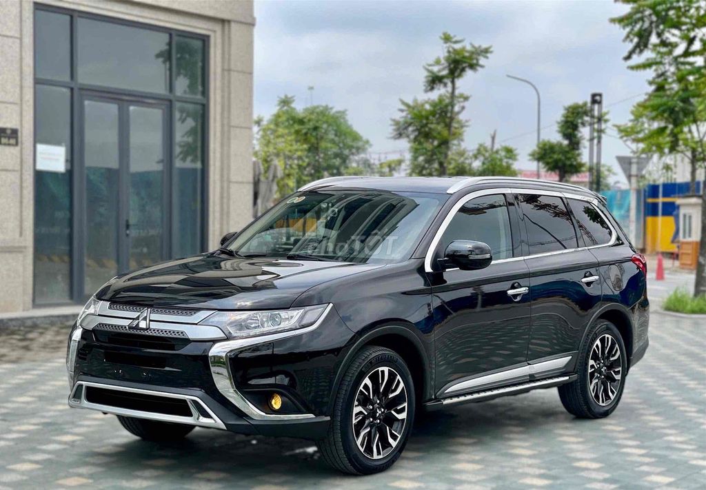Mitsubishi Outlander Cvt 2020- 65.000km. Mua bán Ô tô tại Quận Long Biên Hà Nội được đăng bởi Mr Tài Oto hình 14