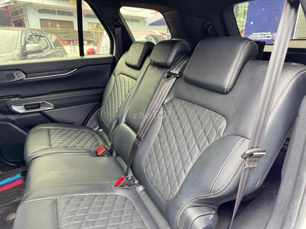 Ford Everest 2024 Platinum Trắng 26000 km. Mua bán Ô tô tại Quận 3 Tp Hồ Chí Minh được đăng bởi Duy Vỹ hình 7