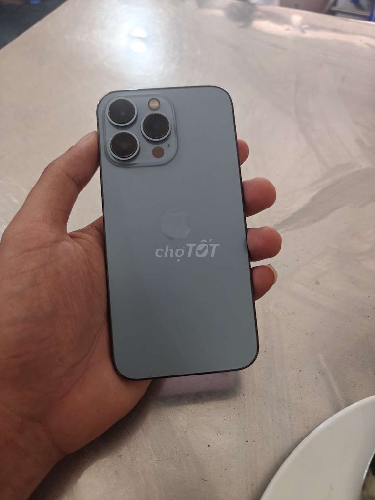 iPhone 13 Pro 128 qt bán nhanh. Mua bán Điện thoại tại Quận Thanh Xuân Hà Nội được đăng bởi le khac hieu hình 1