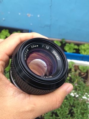 Lens Nikon 50f1.4 khẩu lớn, kèm ngàm Fuji