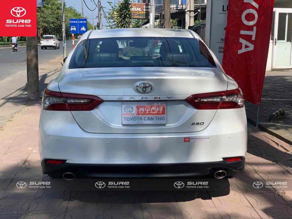 Toyota Camry 2022 2.5 Q - siêu lướt 12.000 km. Mua bán Ô tô tại Quận Cái Răng Cần Thơ được đăng bởi TOYOTA SURE CẦN THƠ XE QUA SỬ DỤNG CHÍNH HÃNG hình 3