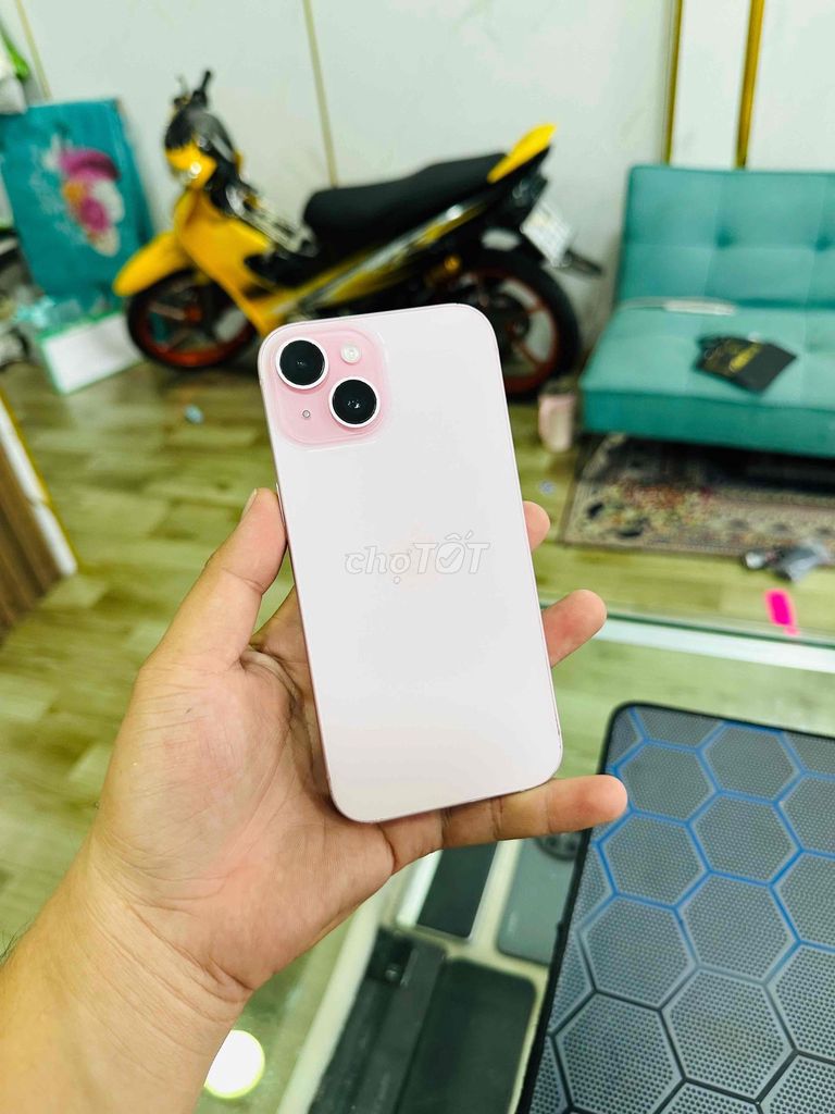 Apple iPhone 15 128GB Hồng Mỹ Đã sử dụng. Mua bán Điện thoại tại Thành phố Tây Ninh Tây Ninh được đăng bởi Công Minh Mobile hình 1