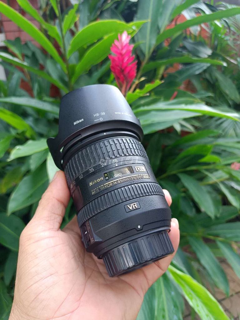 Ống kính Nikon 16-85mm f/3.5-5.6G VR Đen. Mua bán Máy ảnh, Máy quay tại Thành phố Long Xuyên An Giang được đăng bởi Lý Phước Hảo hình 1