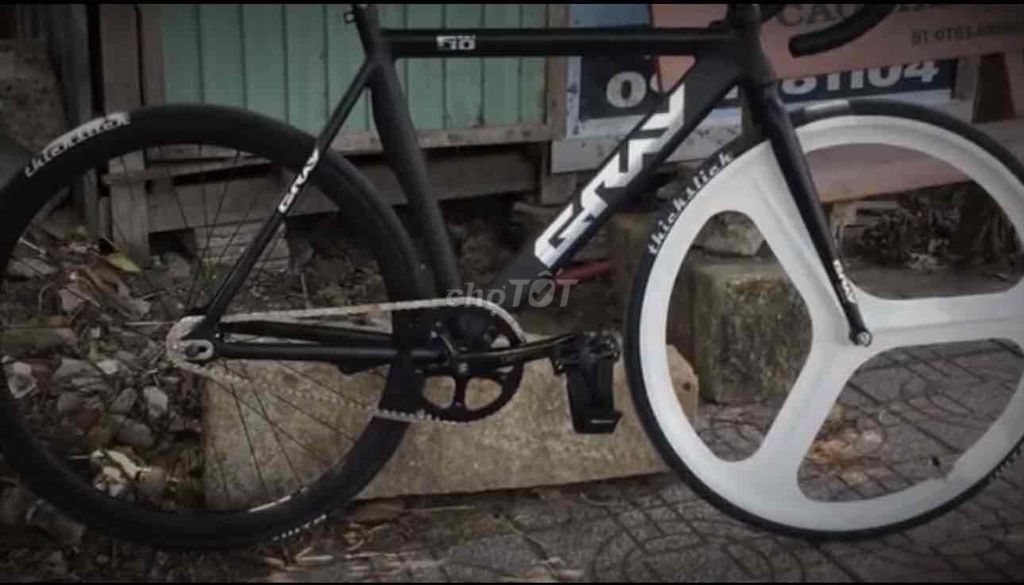 xe đạp fixed gear gray f10 kèm 3 đao. Mua bán Xe đạp tại Huyện Châu Phú An Giang được đăng bởi Đình trưc hình 1