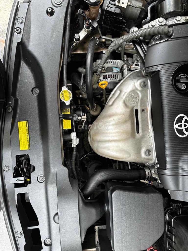 Tôi cần bán xe nhà chính chủ Venza 2009 nguyên zin. Mua bán Ô tô tại Quận 1 Tp Hồ Chí Minh được đăng bởi Luật Nguyễn hình 19