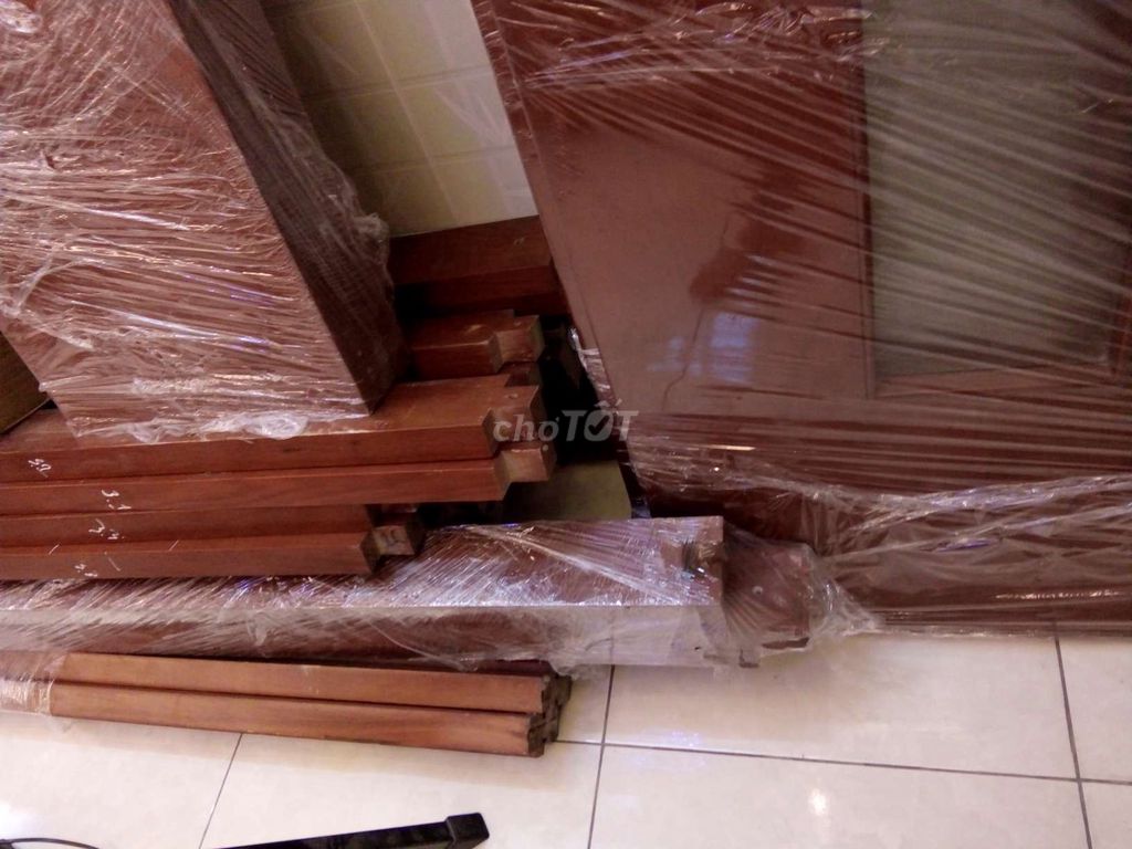 Cửa gỗ tự nhiên màu cánh rán đã dùng. Mua bán Nội thất, đồ gia dụng khác tại Quận 5 Tp Hồ Chí Minh được đăng bởi Doan hình 1
