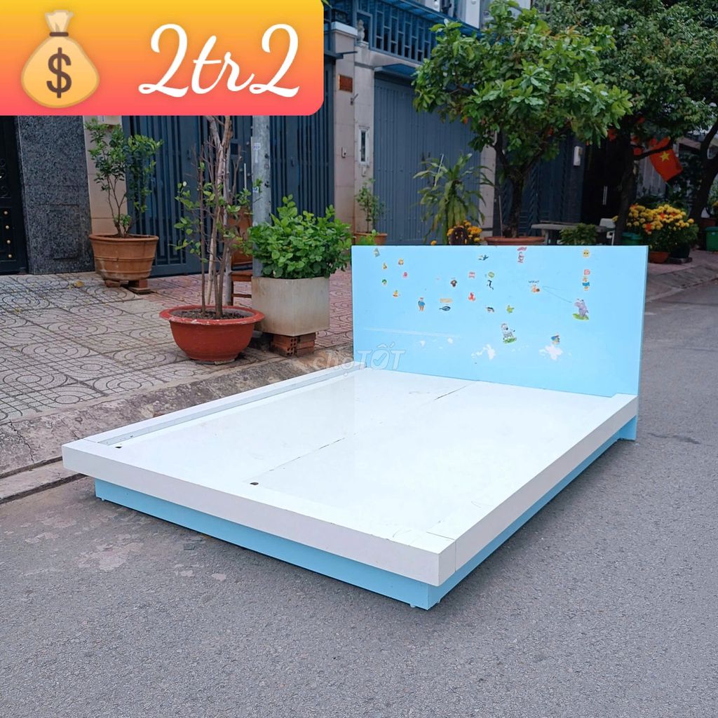 Giường ngủ 1m6x2m. Mua bán Giường, chăn ga gối nệm tại Quận 4 Tp Hồ Chí Minh được đăng bởi Chợ nội thất Cũ TP HCM hình 1
