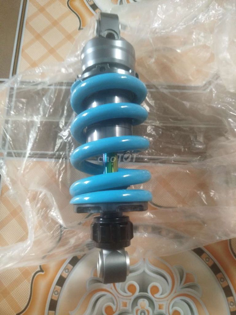 Phuộc Bình dầu nitron bị hư. Mua bán Phụ tùng xe tại Huyện Cần Đước Long An được đăng bởi Hoàng Thi hình 3