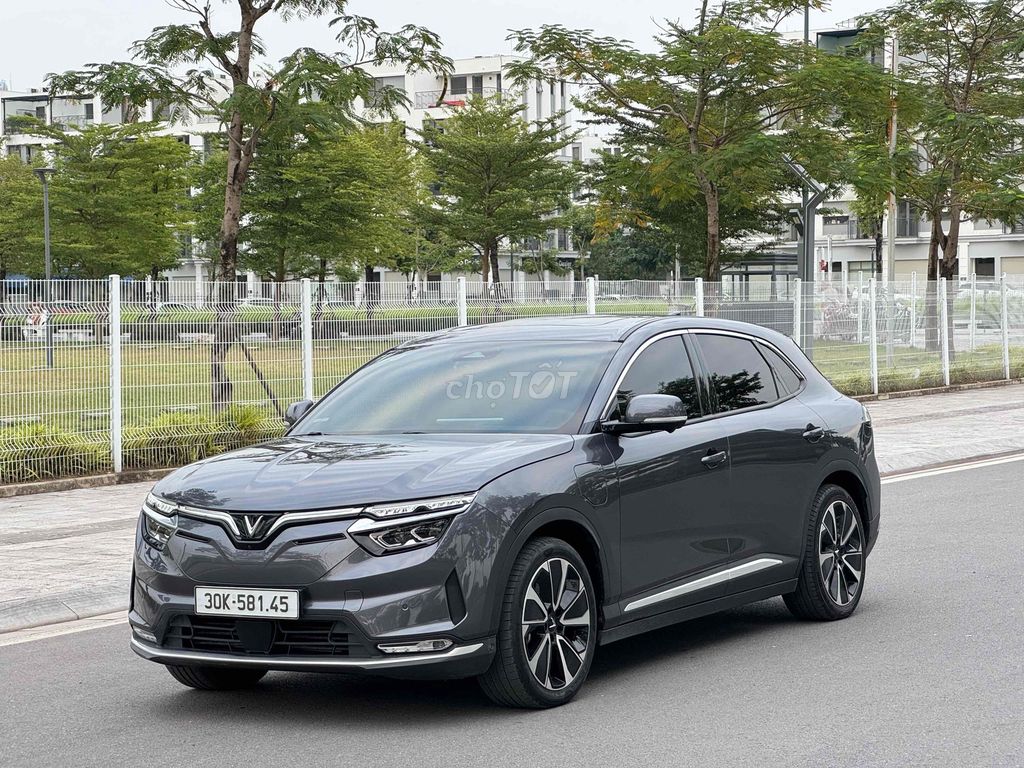 VF8 Plus 2022 thuê Pin tiên phong 17.000km. Mua bán Ô tô tại Quận Thanh Xuân Hà Nội được đăng bởi hoang tran minh hình 1