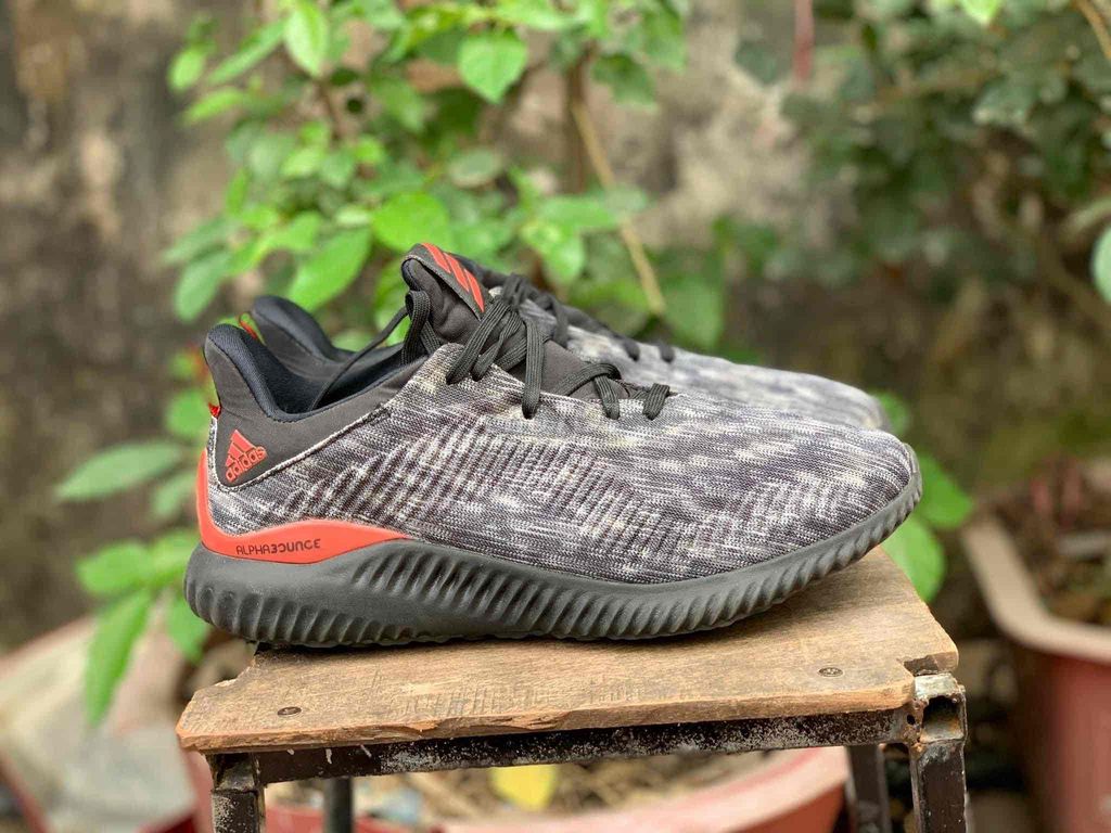 E alphabounce màu đẹp quá a Luôn là 1 mẫu giầy vừa