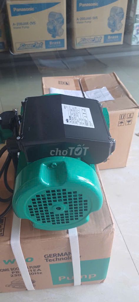 Máy bơm tăng áp điện tử chịu nhiệt Wilo PB-400EA