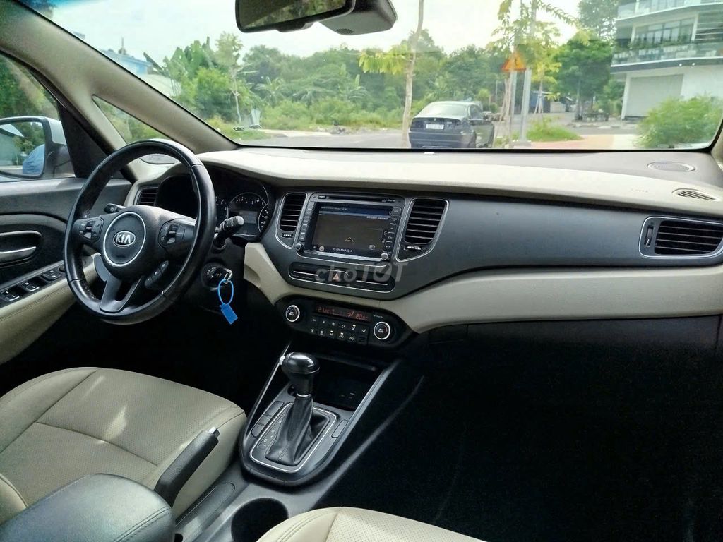 KIA Rondo 2.0 trắng 2019. Mua bán Ô tô tại Quận 1 Tp Hồ Chí Minh được đăng bởi MUA BÁN XE LƯỚT và PHỤ KIỆN XE hình 4