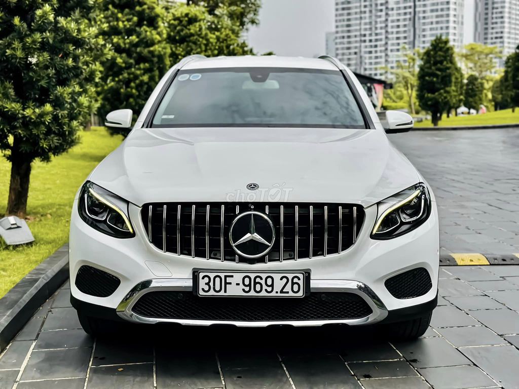 MERCEDES GLC200 2019 Đ.k 2020 Siêu Mới,Đẹp Nhất HN