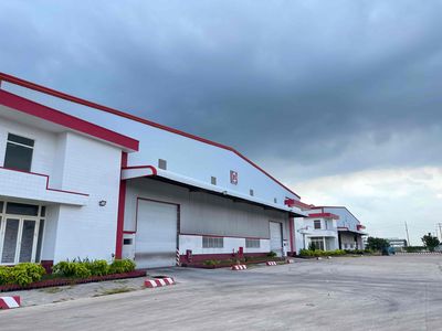 Cho Thuê 6000m2 Diện Tích Sử Dụng Nhà Xưởng Sản Xuất, Bến Lức Long An. Cho thuê văn phòng, mặt bằng kinh doanh tại Huyện Bến Lức Long An được đăng bởi KHOXUONGVIPVN