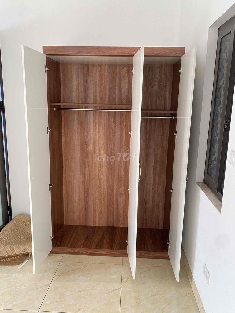 Tủ 1m2 * 2m. Mua bán Tủ, kệ gia đình tại Quận Cầu Giấy Hà Nội được đăng bởi Nam Hải hình 1