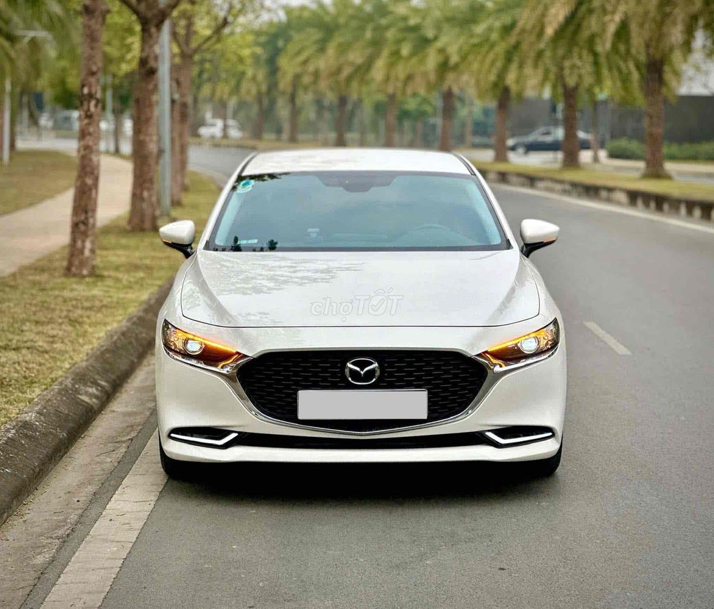 Mazda 3 2023 luxury all new - 22000 km zin đét