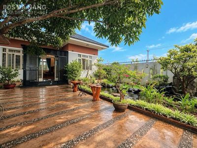 Townhouse 300 m² · 2 bed · Đường Đạm Phương