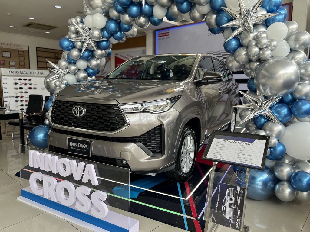 TOYOTA INNOVA CROSS 2024 GIÁ TỐT - GIAO XE NGAY