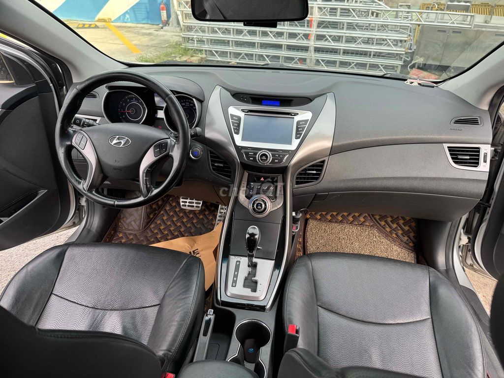 Hyundai Elantra 2013 1.8 AT - 135000 km một chủ. Mua bán Ô tô tại Quận 12 Tp Hồ Chí Minh được đăng bởi Ô TÔ CHÍ DŨNG  hình 9
