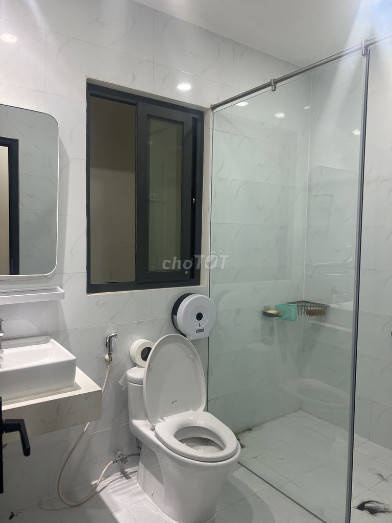 Hẻm Kinh doanh VIP 285 CMT8 Quận 10 Nhà 5 Tầng chuyên SPA, TMV, Salon,