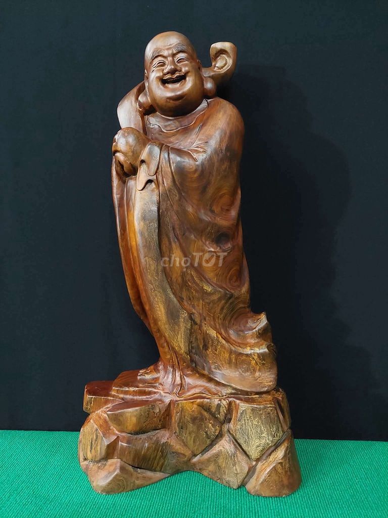 Tượng gỗ Di Lặc điêu khắc tinh xảo. Mua bán Đồ sưu tầm, đồ cổ tại Quận Ninh Kiều Cần Thơ được đăng bởi Trần Xuân Dương hình 1