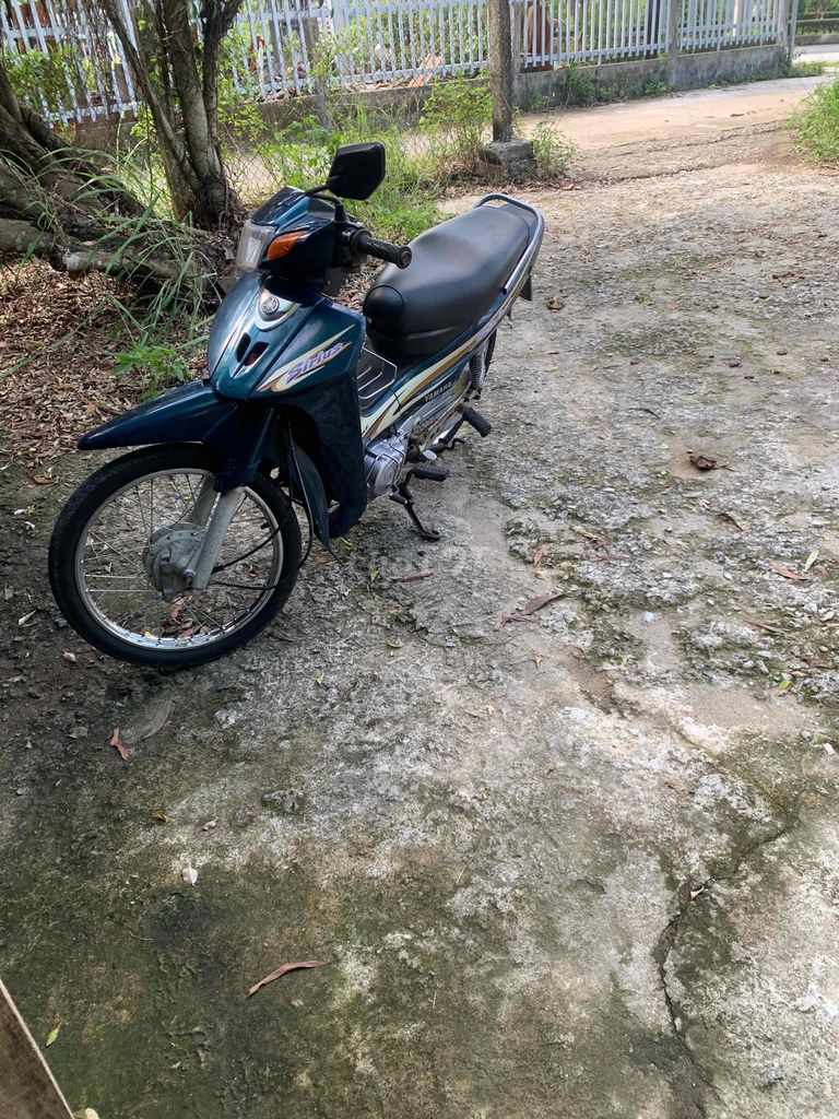 xe sỉiot hàng hiếm xe đẹp. Mua bán Xe máy tại Huyện Bình Sơn Quảng Ngãi được đăng bởi Dũng hình 2