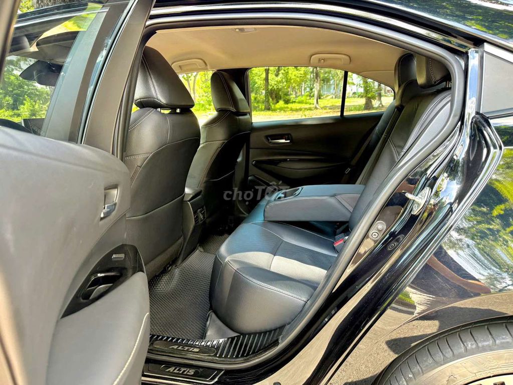 Toyota Corolla Altis 1.8V 2022 trả góp. Mua bán Ô tô tại Quận 12 Tp Hồ Chí Minh được đăng bởi Khoa Võ hình 13