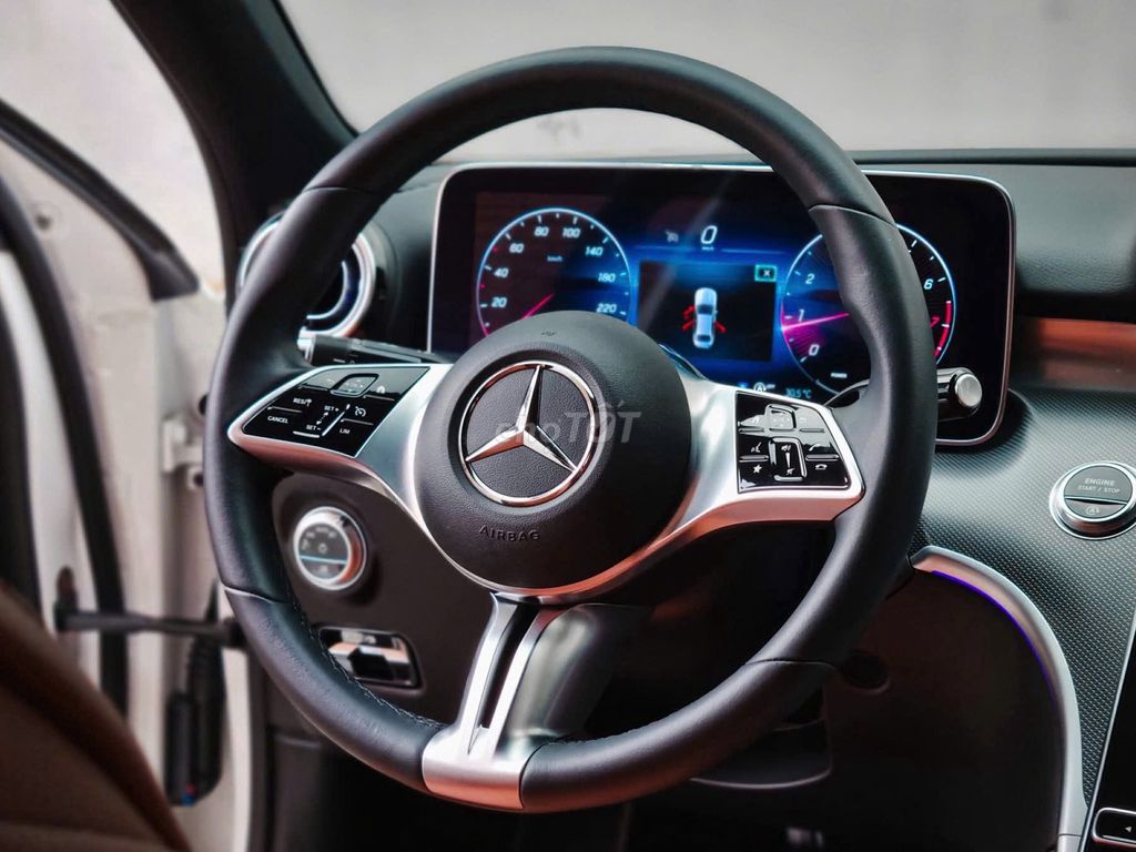 🔺MERCEDES C200 AVANTGARDE V1 MODEL 2023 BH HÃNG. Mua bán Ô tô tại Quận 7 Tp Hồ Chí Minh được đăng bởi Tung hình 7