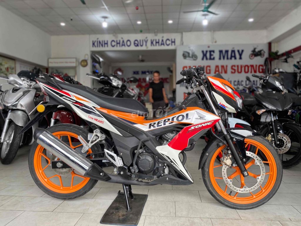 Honda Sonic 150 đk 2020 màu cam đen chính chủ. Mua bán Xe máy tại Quận 12 Tp Hồ Chí Minh được đăng bởi Xe Máy Hoàng Giang An Sương  hình 2