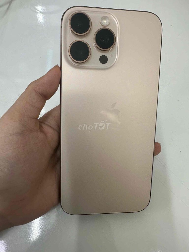 Apple iPhone 16 Pro Max 1TB Vàng 93%. Mua bán Điện thoại tại Quận 5 Tp Hồ Chí Minh được đăng bởi Thế Giới Táo hình 1