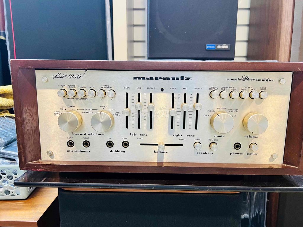 Marantz model-1250