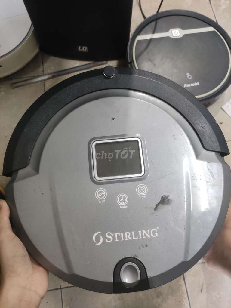 Robot hút bụi stirling xám còn đẹp 400k pass thợ