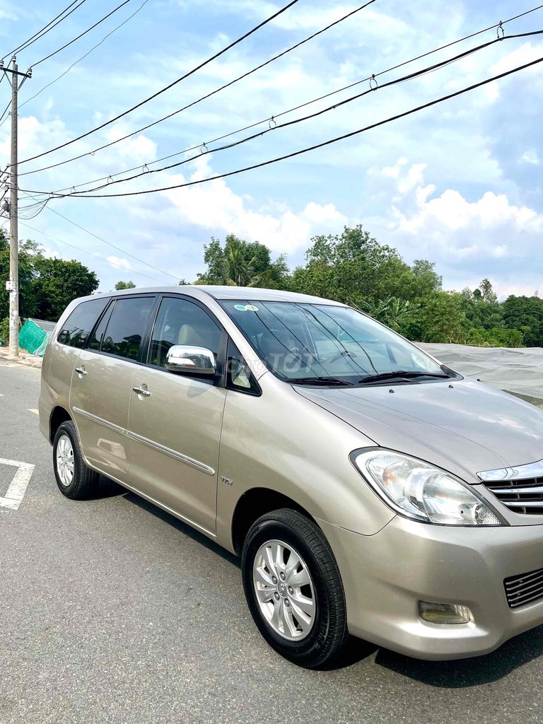 NHÀ BÁN INNOVA V AT (tự động) ĐỜI 2011 CƯC ZIN. Mua bán Ô tô tại Huyện Hóc Môn Tp Hồ Chí Minh được đăng bởi Lương mạnh tuấn hình 8