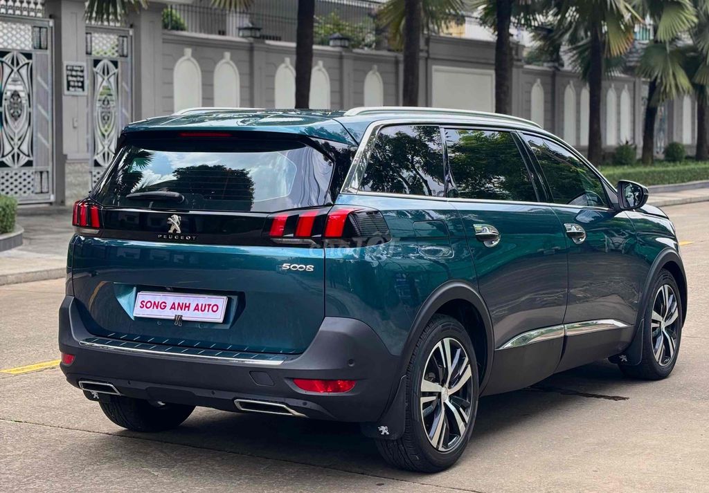 Peugeot 5008 2018-1 chủ từ đầu, bảo dưỡng hãng ful. Mua bán Ô tô tại Thành phố Dĩ An Bình Dương được đăng bởi Dương hình 5