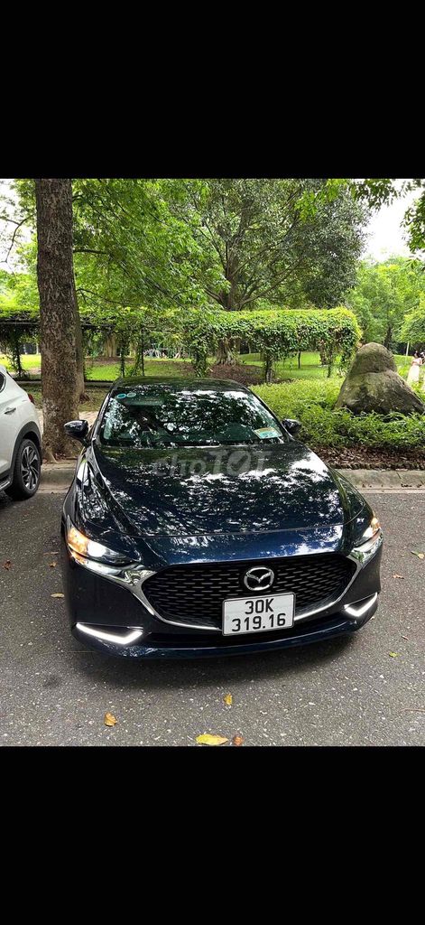 Mazda 3 2022 1.5L Luxury - 10000 km. Mua bán Ô tô tại Quận Tây Hồ Hà Nội được đăng bởi Dũng hình 2