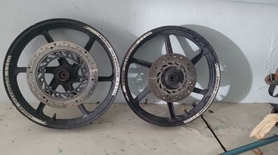 Mâm CBR 150R 2 đĩa trước sau gắn được nhiều loại x. Mua bán Phụ tùng xe tại Huyện Bình Chánh Tp Hồ Chí Minh được đăng bởi Định chiến 