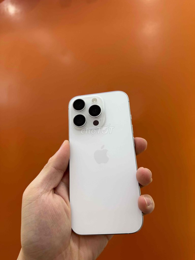 iPhone 16 Pro Trắng 128GB Bản Quốc Tế Khay sim 99%. Mua bán Điện thoại tại Quận Cầu Giấy Hà Nội được đăng bởi Trọng Hoàng hình 1