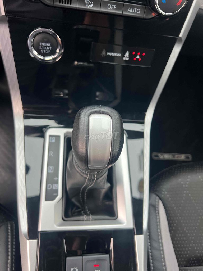 Toyota 2022 CVT Top - 36000 km. Mua bán Ô tô tại Quận Cầu Giấy Hà Nội được đăng bởi Cửa hàng Đại Tín Auto hình 8