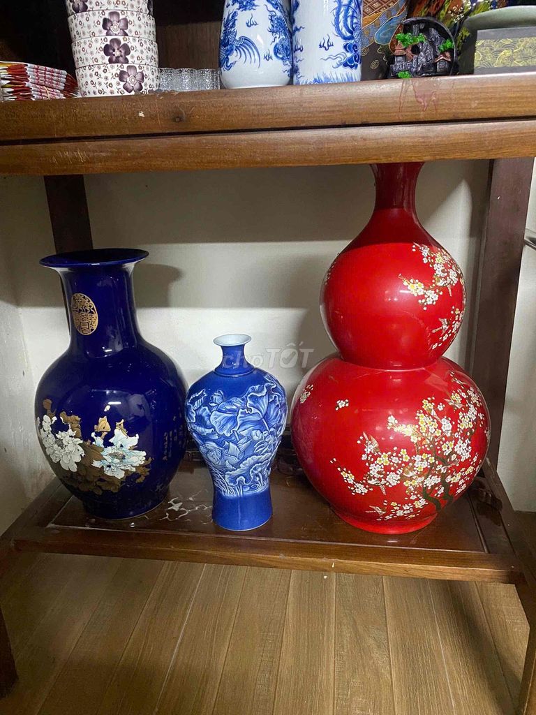 Bình hoa Gốm sứ Đỏ, Xanh dương. Mua bán Cây cảnh, đồ trang trí tại Quận Bắc Từ Liêm Hà Nội được đăng bởi Thổ Cư Chất hình 1