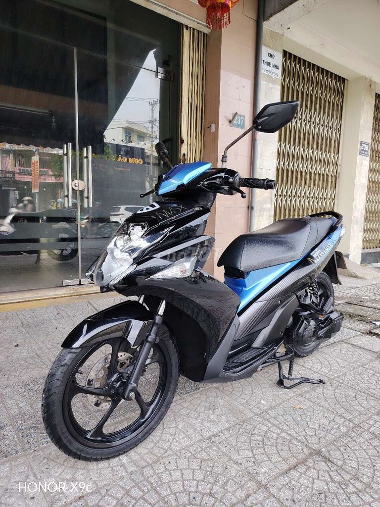 Yamaha Nouvo 6 Fi, черный с синим