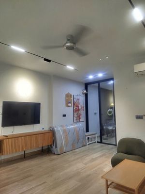 CHo thuê căn hộ KĐT Vạn Phúc full nội thất đẹp giá 12tr nguyên 1 sàn
