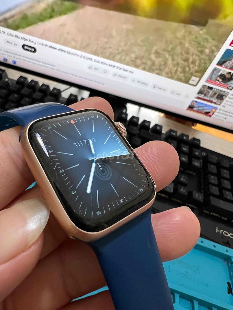 Apple watch serise 40mm nguyên zin pin 90