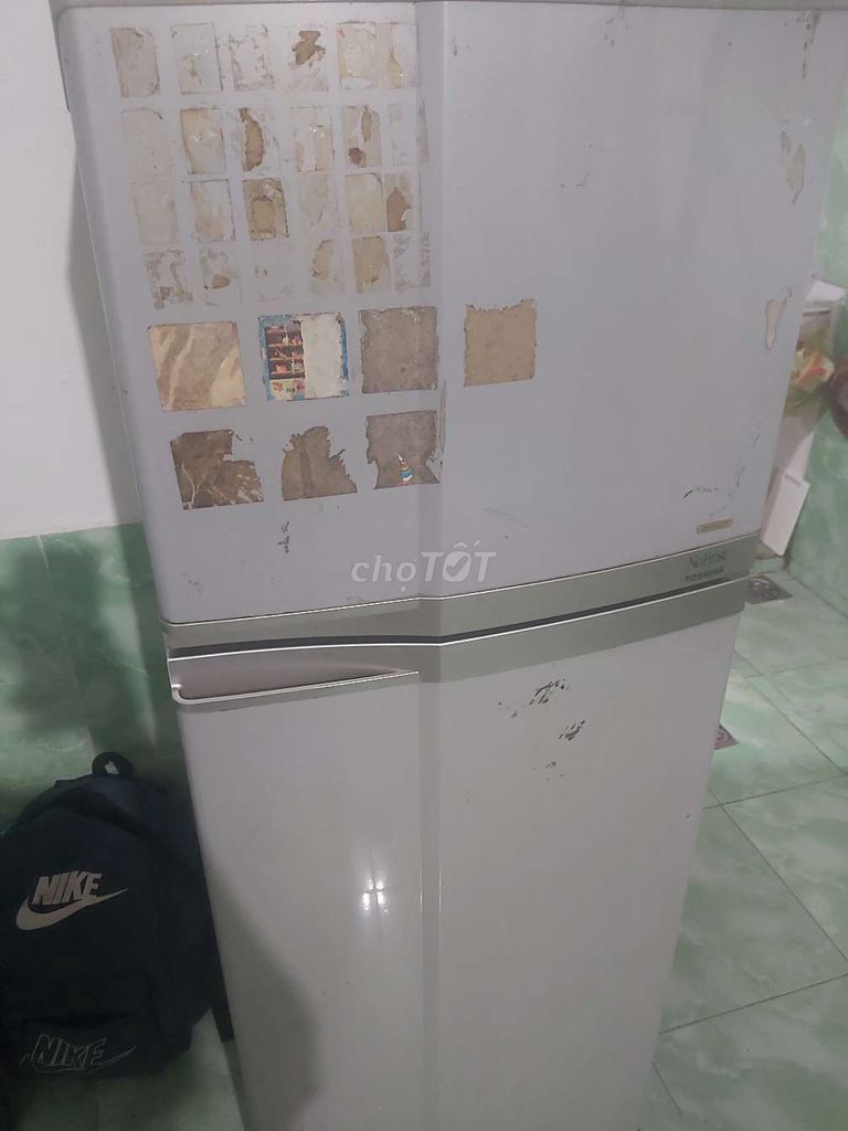 Tủ lạnh Toshiba Trắng. Mua bán Tủ lạnh tại Thành phố Vũng Tàu Bà Rịa - Vũng Tàu được đăng bởi bum hình 1