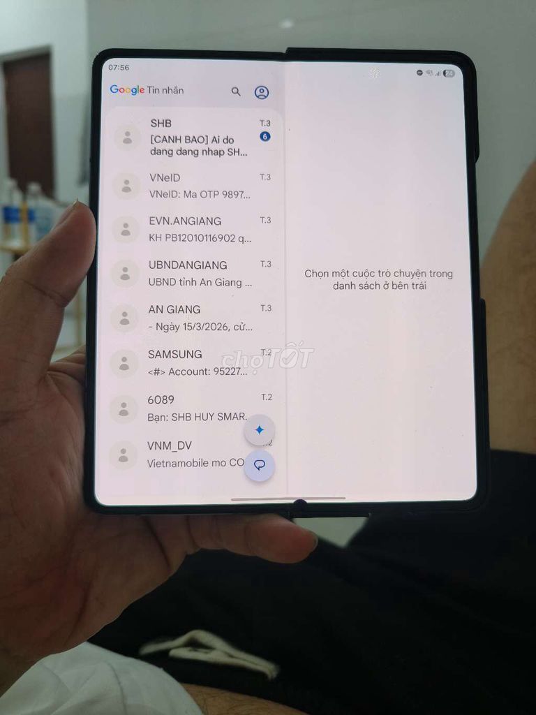 Samsung Galaxy Z Fold 4 Xám. Mua bán Điện thoại tại Quận Ninh Kiều Cần Thơ được đăng bởi Điện Thoại Giá Rẻ Long Xuyên hình 1