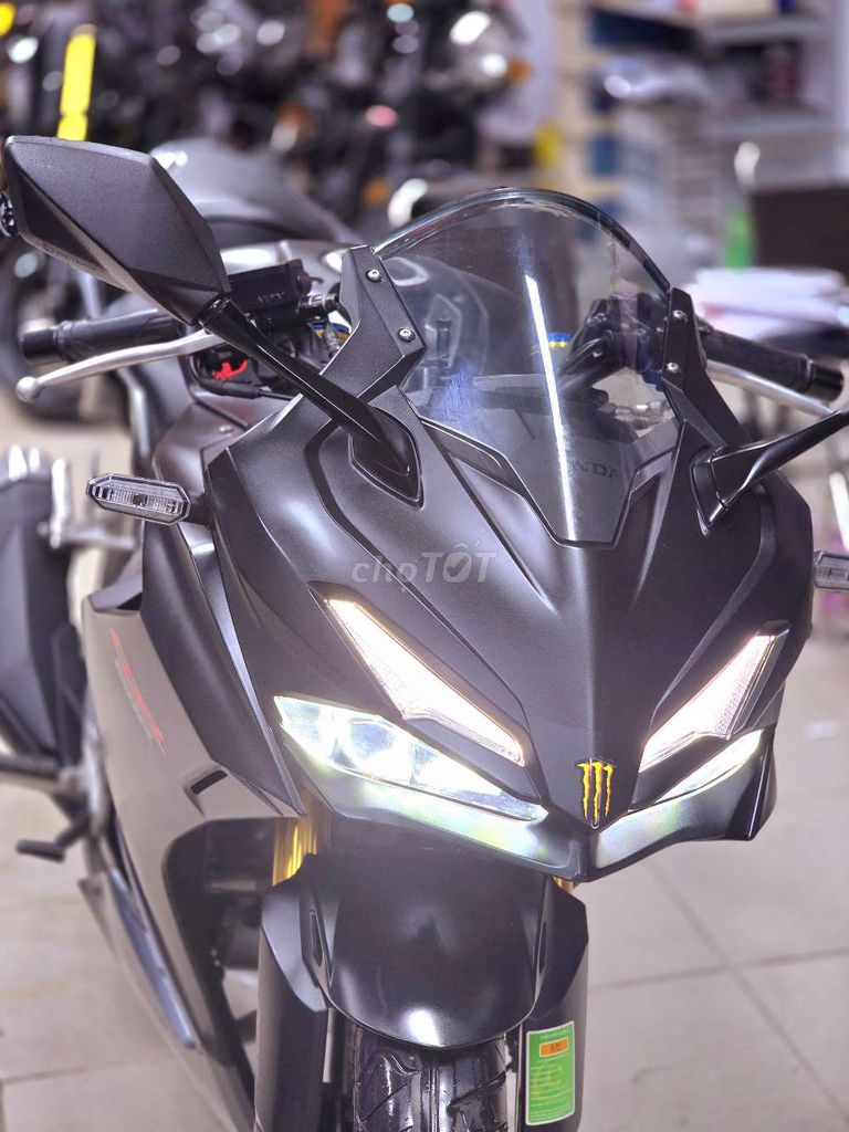 cbr150 siêu đẹp,Đen nhám 7000km. QuýMotor cycle. Mua bán Xe máy tại Quận Thanh Khê Đà Nẵng được đăng bởi Quý Moto Cycle 21 điện biên phủ Đà Nẵng hình 9