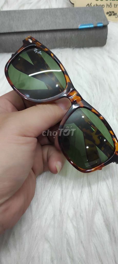 Kính mắt unisex màu đồi mồi. Mua bán Phụ kiện thời trang khác tại Quận Thanh Xuân Hà Nội được đăng bởi Trần Tuấn hình 1