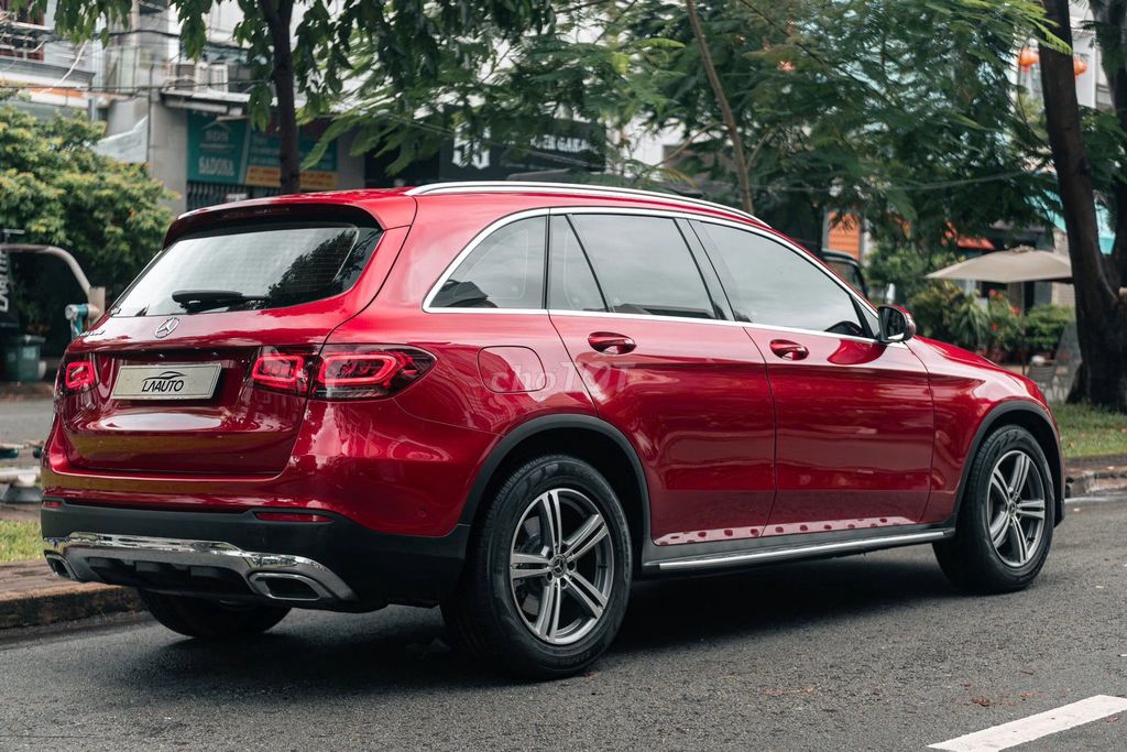 Mercedes Benz GLC200 Facelift 2020 - Đỏ/Kem. Mua bán Ô tô tại Quận 7 Tp Hồ Chí Minh được đăng bởi Bi Xe Đức hình 4