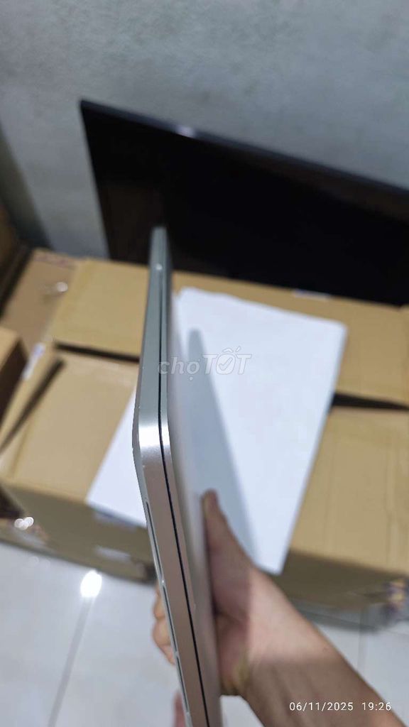 Macbook pro retina mới 99%, sạc 19 lần. Mua bán Laptop tại Thành phố Thủ Đức Tp Hồ Chí Minh được đăng bởi Thành  hình 3