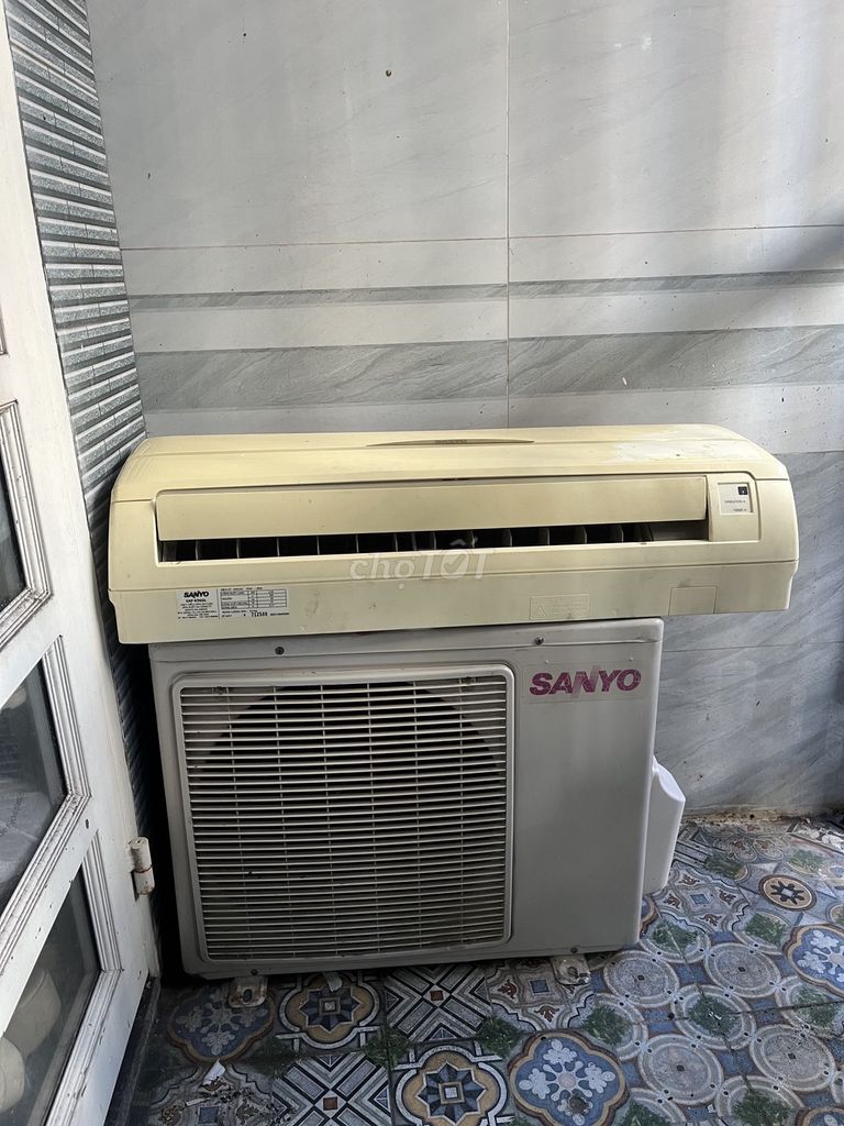 Máy lạnh Sanyo 1 HP Đã qua sử dụng. Mua bán Máy lạnh, điều hoà tại Huyện Hóc Môn Tp Hồ Chí Minh được đăng bởi long nguyen hình 1